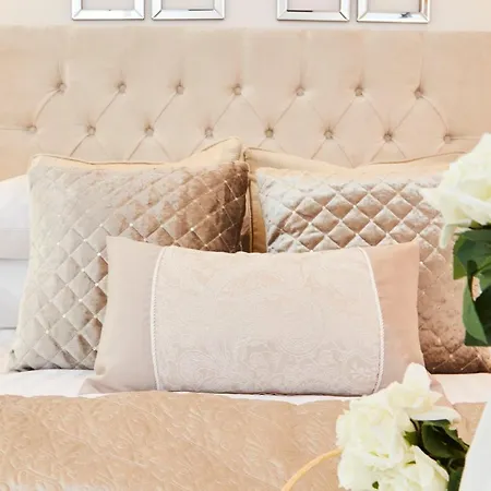 Deluxe City Centre Apt Balcony View& Free Parking! 公寓