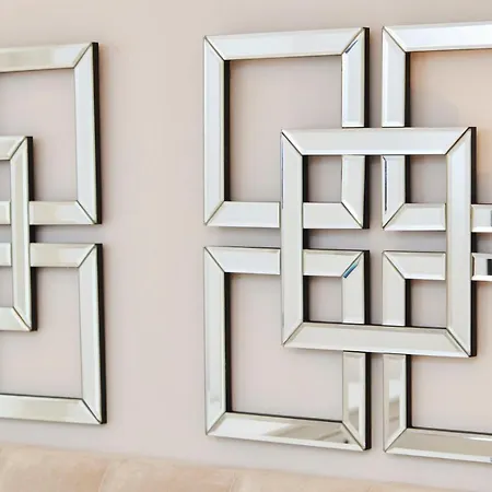 Deluxe City Centre Apt Balcony View& Free Parking! 利兹