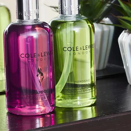 Deluxe City Centre Apt Balcony View& Free Parking! * 利兹