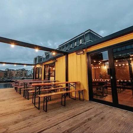 公寓 Deluxe City Centre Apt Balcony View& Free Parking!